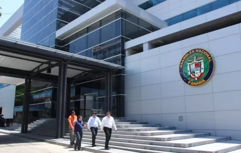  Auditores de la Contraloría llegaron de sorpresa a la Asamblea Nacional 