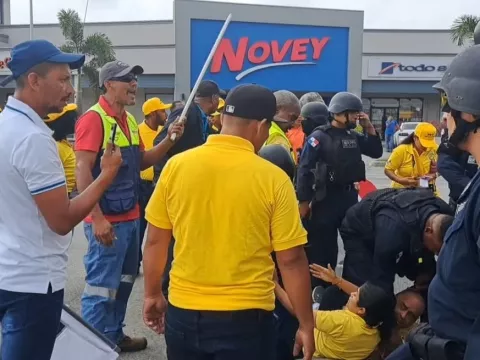 Enfrentamientos y detenidos en Colón tras marcha por ley de la CSS