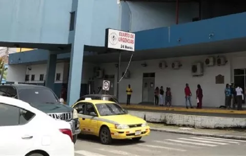 Hombre recibe un disparo en la rodilla en la calle 13 en Colón
