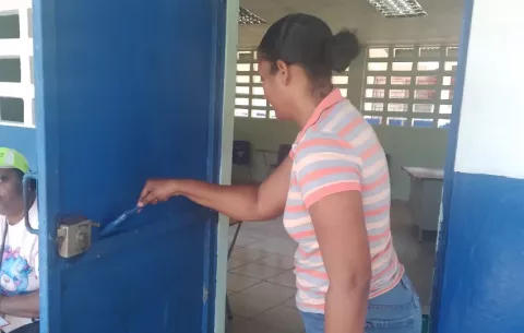 Realizan jornada nacional de voluntariado para el arreglo de dos centros educativos en Colón