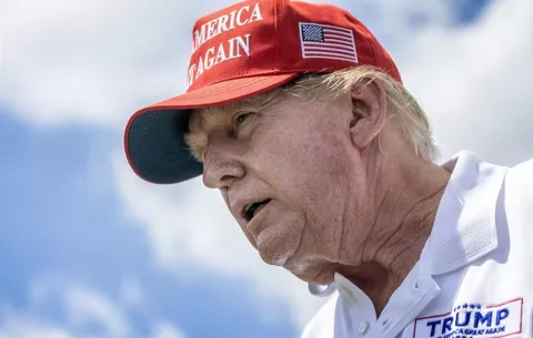 Trump pide a republicanos unión en torno a presupuestos para evitar el cierre del Gobierno