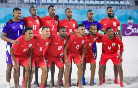 Panamá se impone a Bahamas en su debut del Premudial de Fútbol Playa 
