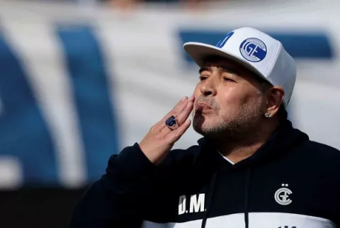 Quiénes son los acusados en el juicio por la muerte de Diego Maradona