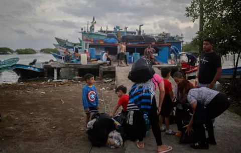 Panamá, el último muro para que los migrantes retornados desde EE.UU. vuelvan a casa