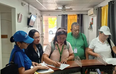 Minsa encuentra irregularidades en seis laboratorios privados en el Oeste