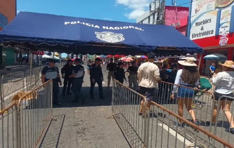 Carnaval de Santiago con reglas y con un polémico decreto municipal 