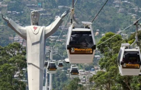 Teleférico de San Miguelito tendrá componentes eléctricos para disminuir contaminación ambiental