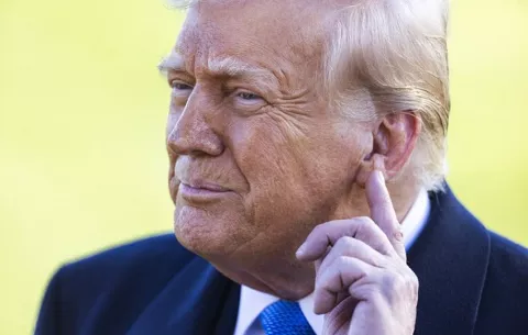 El presidente Trump lamenta la muerte del excampeón mundial de boxeo George Foreman