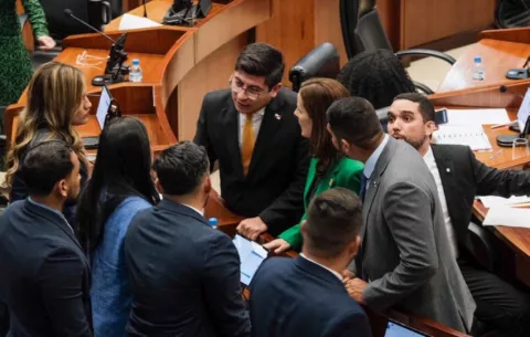 La bancada de Vamos se divide por las reformas a la CSS