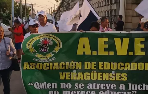 AEVE y otros gremios hacen llamado a paro nacional por 48 horas 