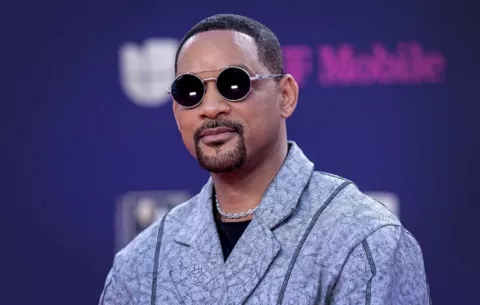 Will Smith canaliza la bofetada a Chris Rock en los Óscar en su regreso a la música