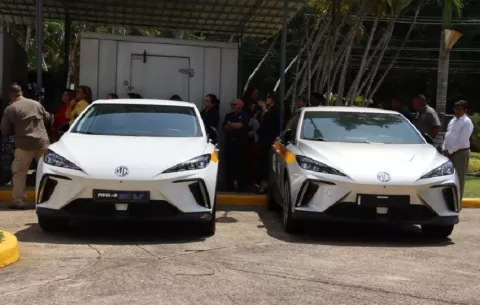 UP inicia transición hacia flota vehicular eléctrica; con una carga  se puede ir de la ciudad a Chiriquí