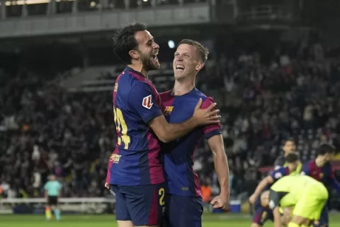 Barcelona sigue de líder en LaLiga
