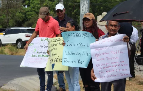 Familiares de las víctimas del accidente en Chame exigen explicaciones y justicia