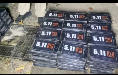 Seis detenidos y más de 100 paquetes con droga han sido confiscados en Colón