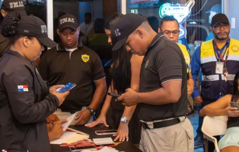 Detectan a 22 extranjeros trabajando sin permiso laboral durante operativo nocturno