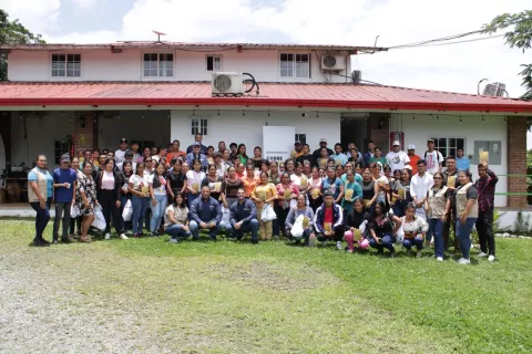 Coclesito: Cobre Panamá ofrece capacitaciones a emprendedores