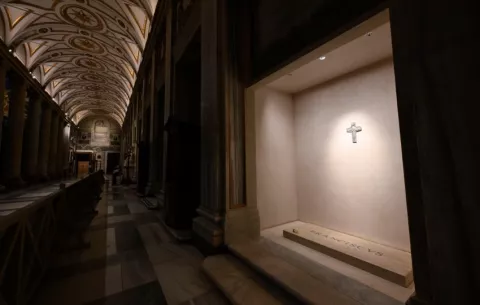 La sepultura de Francisco, otra meta de peregrinación en Roma