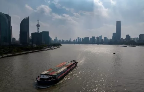 EE.UU. y China empiezan su primer encuentro oficial tras entrar en guerra comercial