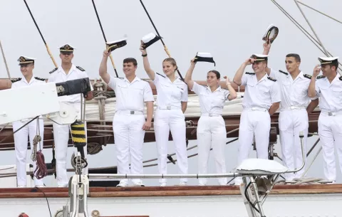 ¿Cuál será el itinerario del buque escuela Juan Sebastián Elcano y su tripulación durante su estadía en Panamá?