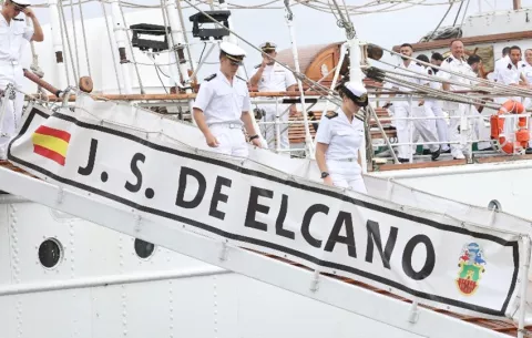 ¿Cómo es la vida de la princesa Leonor, heredera de la corona Española, en alta mar?
