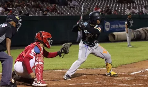 Bocas del Toro y Coclé tienen números 'parejos' en la final del béisbol mayor