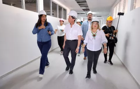 Construcción de la Escuela República de Venezuela y el Instituto Comercial Bolívar tiene 90% de avance