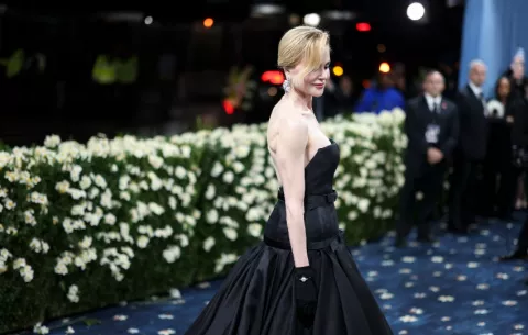 Sin política, solo dandismo: famosos rinden tributo en la Met Gala