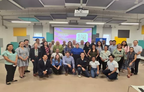 Realizan taller ‘Del laboratorio al mercado: transformando la ciencia en bioemprendimientos’