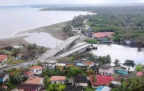 Varias agrupaciones preparan marcha acuática contra proyecto de embalse en Río Indio