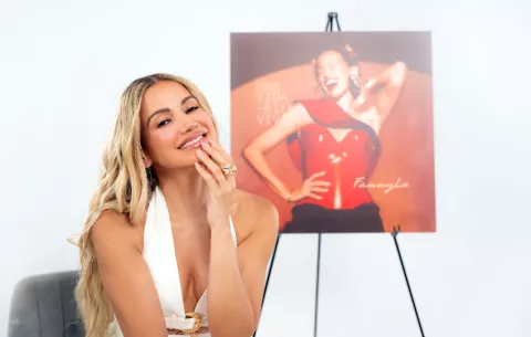Fanny Lu celebra 20 años de carrera con 'Una vida bien vivida'