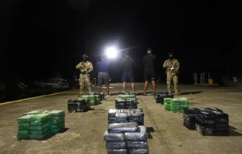 Incautan más de 300 paquetes de droga y detienen a tres personas en Guna Yala