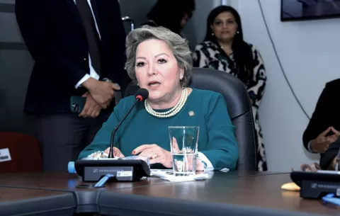 Magistrada defiende aumento: ¿Qué abogado de una firma querrá dejar su oficina para ir a trabajar al OJ por $10 mil?