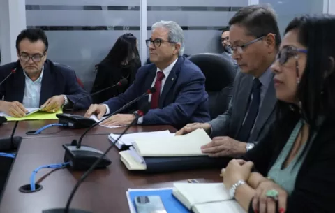 Comisión de Presupuesto aprobó al Minsa traslados de partida por más de $45 millones para compra de insumos 