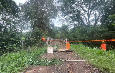 Sinaproc cierra el paso de puentes vehiculares en Capira y Chame por riesgo de colapso
