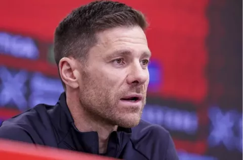 Real Madrid presenta a Xabi Alonso como su nuevo técnico