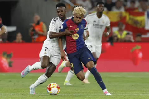 El clásico Barcelona-Real Madrid puede decidir el título en España