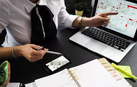 Salario requerido por los panameños bajó en el primer cuatrimestre de 2025