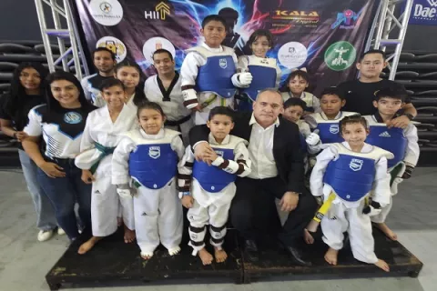 Academia Alpha y Bugaba Tigers  ganan en torneo Taekwondo de Panamá
