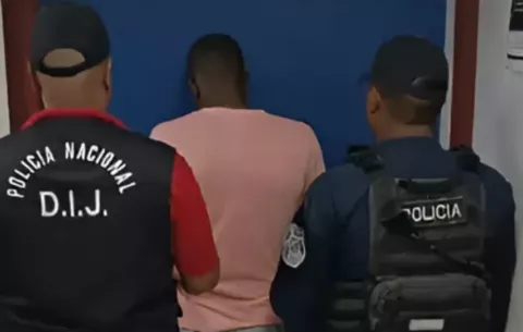 Dictan detención provisional contra sujeto por presuntamente asesinar a su mamá; también le robó sus tarjetas