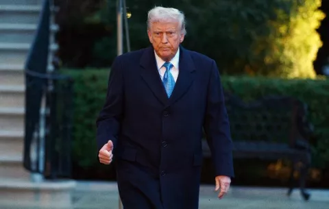 Trump anuncia aranceles del 100% a las películas producidas en el extranjero