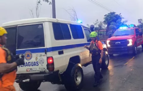 Fuertes lluvias afectan varias casas y comercios en Santiago de Veraguas