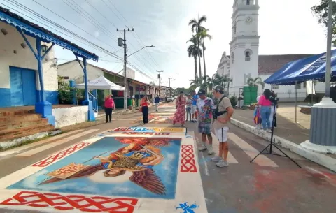 Inicia el ciclo festivo del Corpus Christi con tradición, colorido y fervor religioso