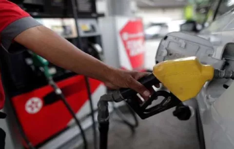 ¿Llenó el tanque? Precios de la gasolina suben este viernes