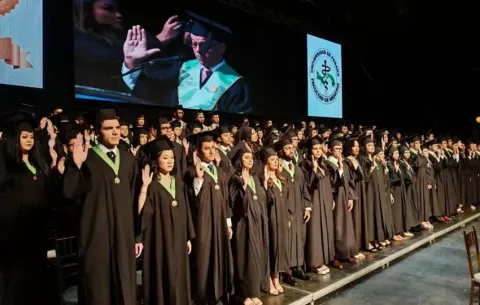 Estudiantes de Medicina de la UP logran aprobación de 100% en examen de certificación básica