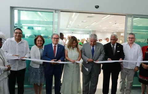 Gobierno entrega nuevo hospital Dr. Manuel Amador Guerrero en Colón
