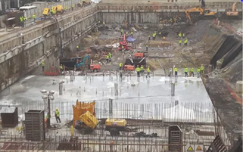 Valor económico de los permisos de construcción cayó en el mes de abril