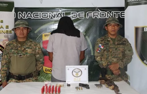 Atrapan en Guna Yala a un ciudadano colombiano armado y con municiones