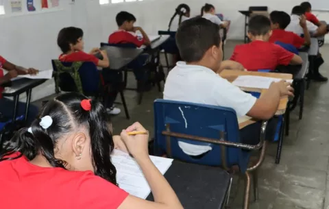 Meduca pide a docentes volver a las aulas este lunes: 'No serán sancionados, ni despedidos'