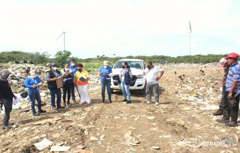 Mitradel advierte a recicladores sobre los peligros que implica la presencia de menores en vertederos